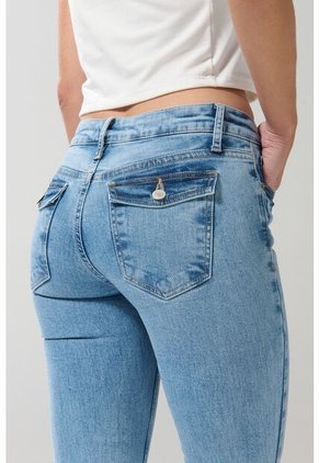 PANTALÓN KOAJ JEAN FLARE 23337 M 2/25