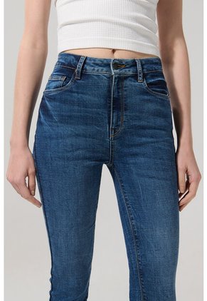 KOAJ PANTALON KOAJ JEAN JEGGING STA 28374 4/2