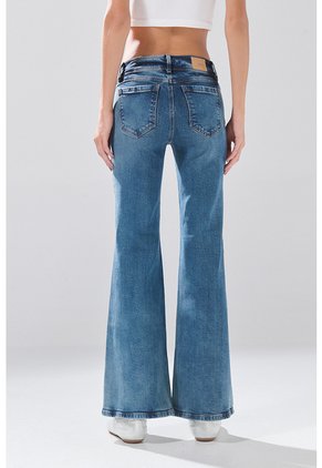 KOAJ PANTALON KOAJ JEAN FLARE 33520 2/26