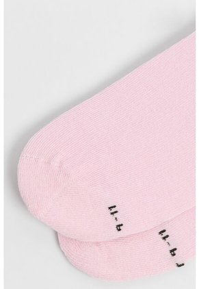 Medias Cortas Con Diseño Bordado De Flor.