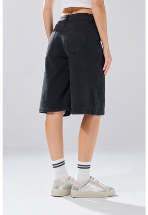 KOAJ BERMUDA KOAJ 32538 JORT FEM AG 2/26