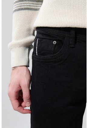 KOAJ PANTALON KOAJ JEAN  SKINNY FIT 28103 3/2