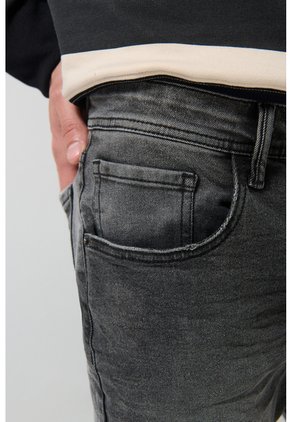 KOAJ PANTALON KOAJ  JEAN SKINNY 23342 M 2/25