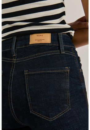 KOAJ PANTALON KOAJ JEAN JEGGING STA 8368 2/24