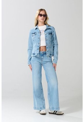 CHAQUETA KOAJ SLIM 24086 2/25