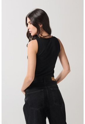 CAMISETA KOAJ MERA 17615 4/24