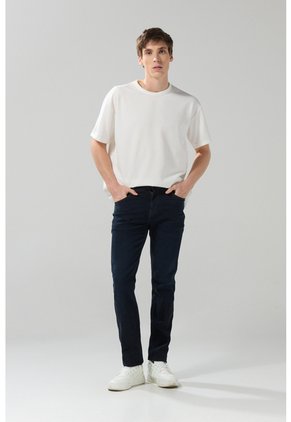 KOAJ PANTALON KOAJ JEAN SLIM 29232 4/25