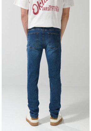 KOAJ PANTALON KOAJ JEAN SLIM 23502 2/25