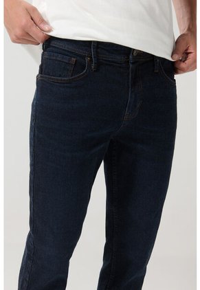 KOAJ PANTALON KOAJ JEAN SLIM 26509 3/25