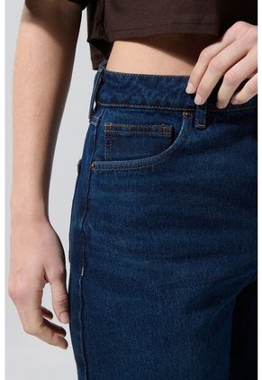 KOAJ PANTALON KOAJ JEAN 90S 28055 3/25