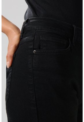 KOAJ PANTALON KOAJ JEAN STRAIGHT LEG 28682 4/