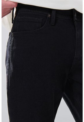 KOAJ PANTALON KOAJ JEAN SLIM 32907 2/26
