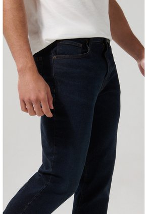 KOAJ PANTALON KOAJ JEAN STRAIGHT LEG 28236 4/