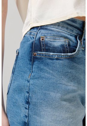 KOAJ SHORT KOAJ JEAN VINTAGE 27156 3/25