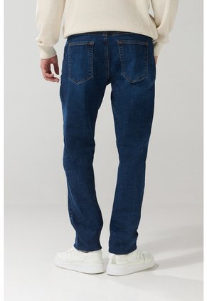 KOAJ PANTALON KOAJ JEAN SLIM 24686 3/25