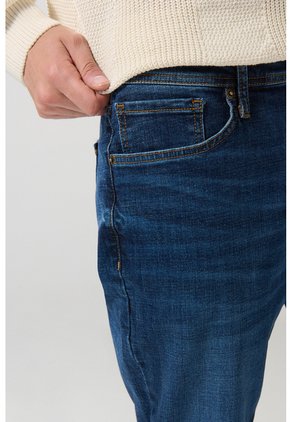 KOAJ PANTALON KOAJ JEAN SLIM 24686 3/25