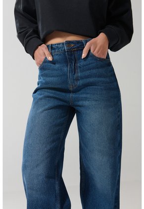 KOAJ PANTALON KOAJ JEAN 90S 23380 2/25