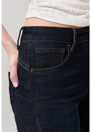 KOAJ PANTALON KOAJ JEAN PUSH UP 27153 3/25