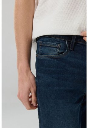 KOAJ PANTALON KOAJ JEAN STRAIGHT LEG 29453 4/