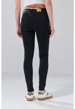 KOAJ PANTALON KOAJ JEAN PUSH UP 31693 1/26