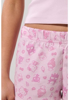 KOAJ SHORT KOAJ MANDONY 26731 4/25