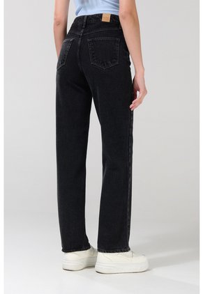 KOAJ PANTALON KOAJ JEAN 90S 30000 4/25