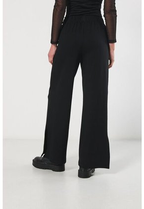 KOAJ PANTALON KOAJ PALAZZO 18660 M 1/25