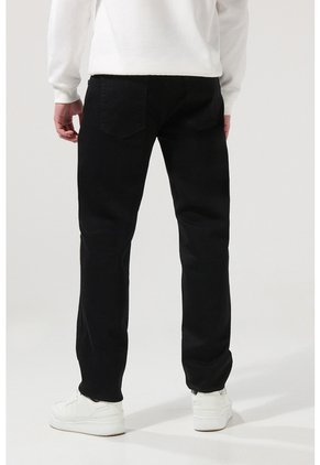 KOAJ PANTALON KOAJ JEAN SLIM 28362 4/25