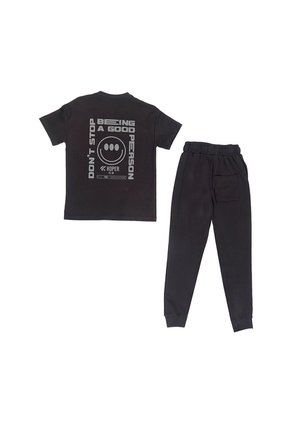 CONJUNTO KOPER NIÑO 2546 Talla 14