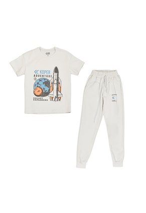 CONJUNTO KOPER NIÑO 2555 Talla 14