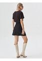 Camiseta Para Mujer Manga Corta Negro Marca L&H Ref. 2Bw409002 de L&H