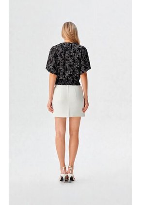Blusa Para Mujer Manga Corta Negro Marca L&H Ref. 4R412132