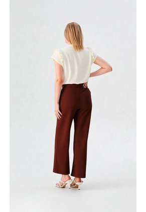Pantalon Para Mujer Cafe Marca L&H Ref. 2J407059