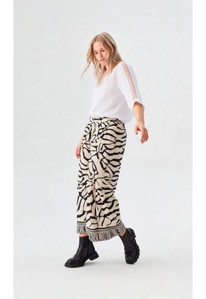 Capri Para Mujer Negro Marca L&H Ref. 1F426084