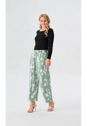 Pantalon Para Mujer Verde Marca L&H Ref. 2J407072