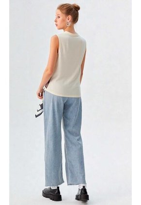 Camiseta Para Mujer Manga Sisa Beige Marca L&H Ref. 1F409496