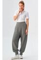 Pantalon Para Mujer Gris Claro Marca L&H Ref. 2Tk407001 de L&H