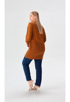 Saco Para Mujer. Taupe Marca L&H Ref. 4E633002