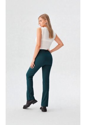 Pantalon Para Mujer Verde Marca L&H Ref. 1T407011
