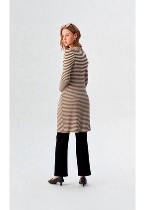 Chilango Para Mujer Manga Larga Taupe Marca L&H Ref. 2J436011