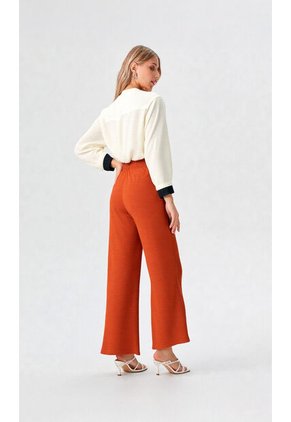 Pantalon Para Mujer Terracota Marca L&H Ref. 8E407006