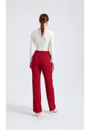 Pantalon Para Mujer Rojo Marca L&H Ref. 1F407251