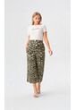 Capri Para Mujer Verde Marca L&H Ref. 2J426068 de L&H