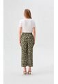 Capri Para Mujer Verde Marca L&H Ref. 2J426068 de L&H