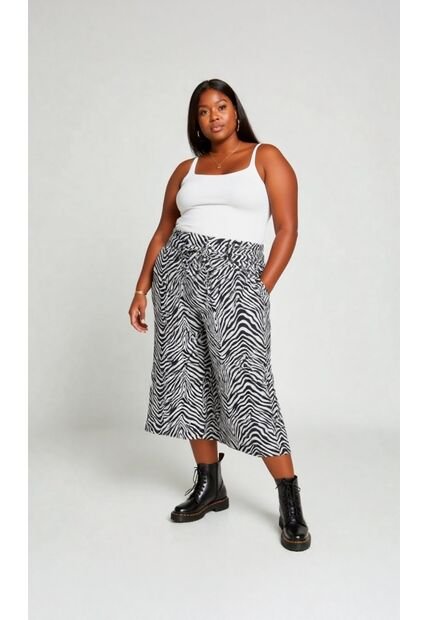 Capri Para Mujer. Negro Marca L&H Ref. 1F626026