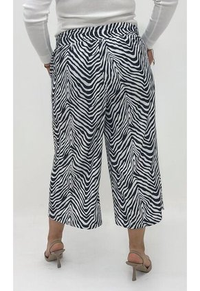 Capri Para Mujer. Negro Marca L&H Ref. 1F626026