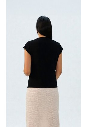 Camiseta Para Mujer Manga Corta Negro Marca L&H Ref. 1F409507