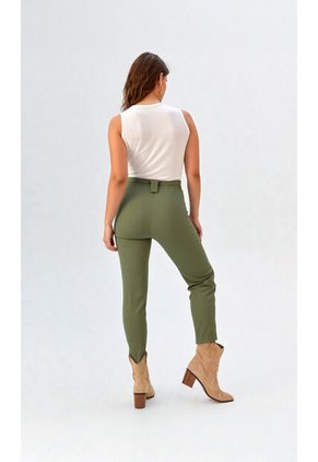 Capri Para Mujer Verde Marca L&H Ref. 1F426083