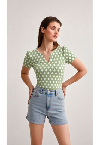 Camiseta Para Mujer Manga Corta Verde Marca L&H Ref. 1F409476 L&H