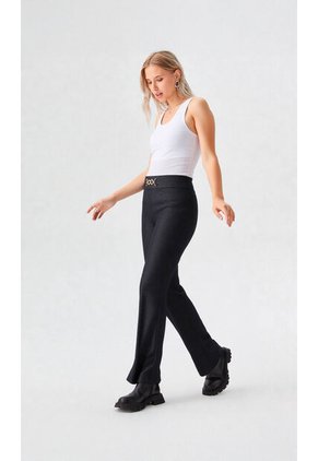 Pantalon Para Mujer Negro Marca L&H Ref. 1F407241